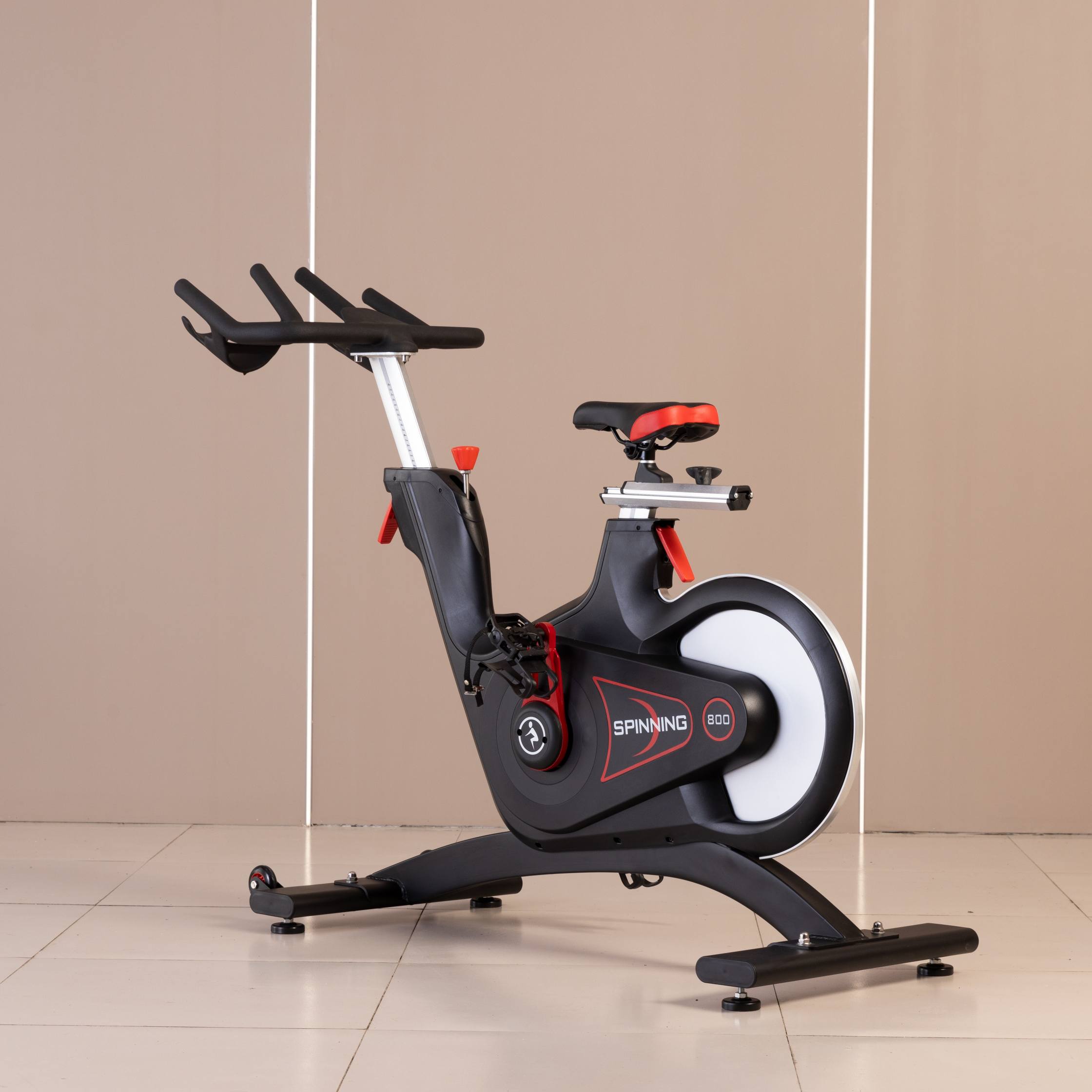 Vélo d'exercice à résistance magnétique Gym